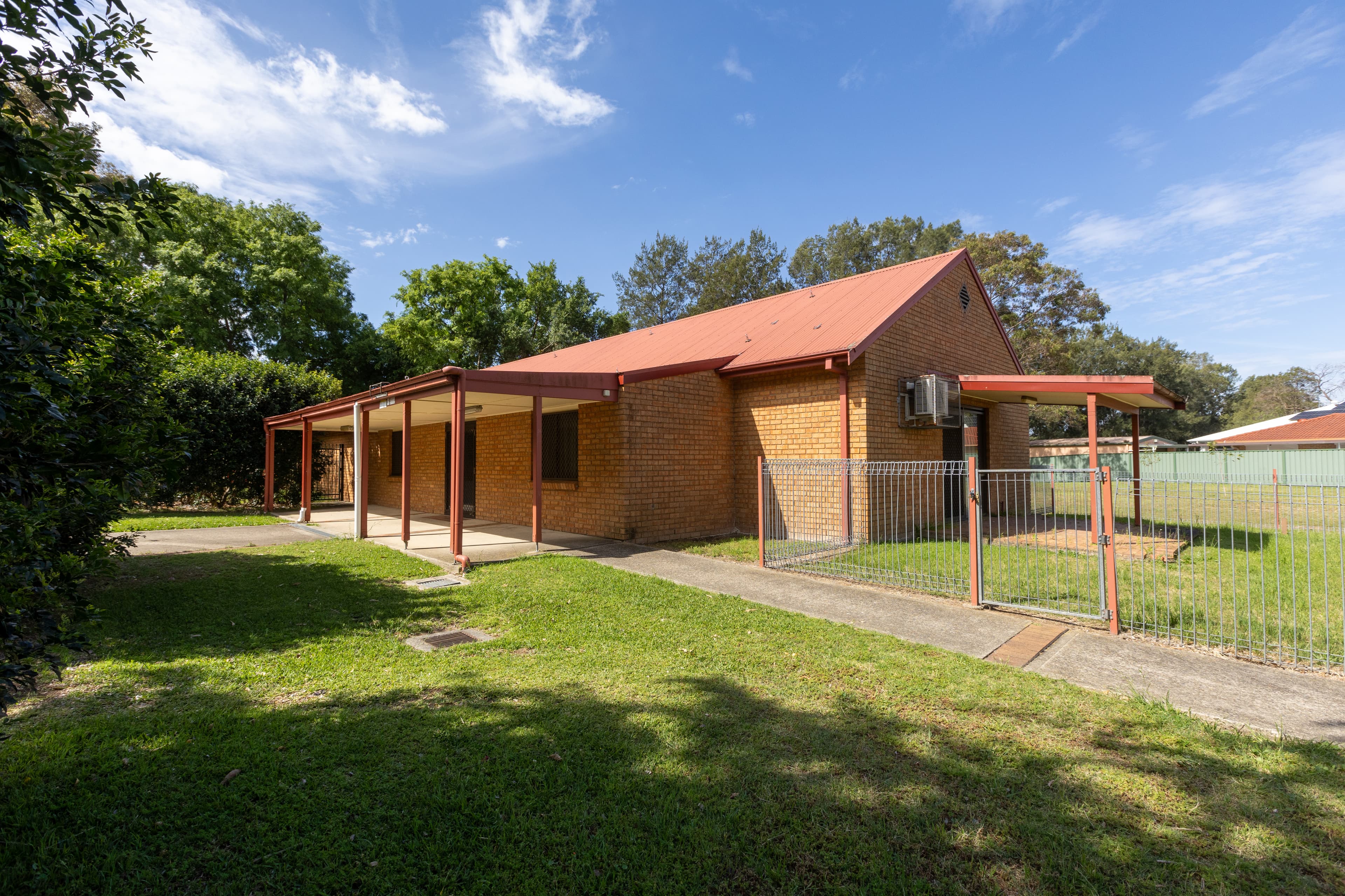 Emu Heights Neighbourhood Centre
