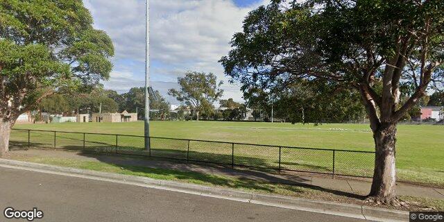 Street view of Regents Park Community Centre